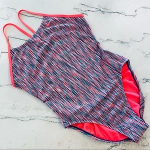 NIKE Open Back Women’s Swimsuit, Size 34/8, Poly